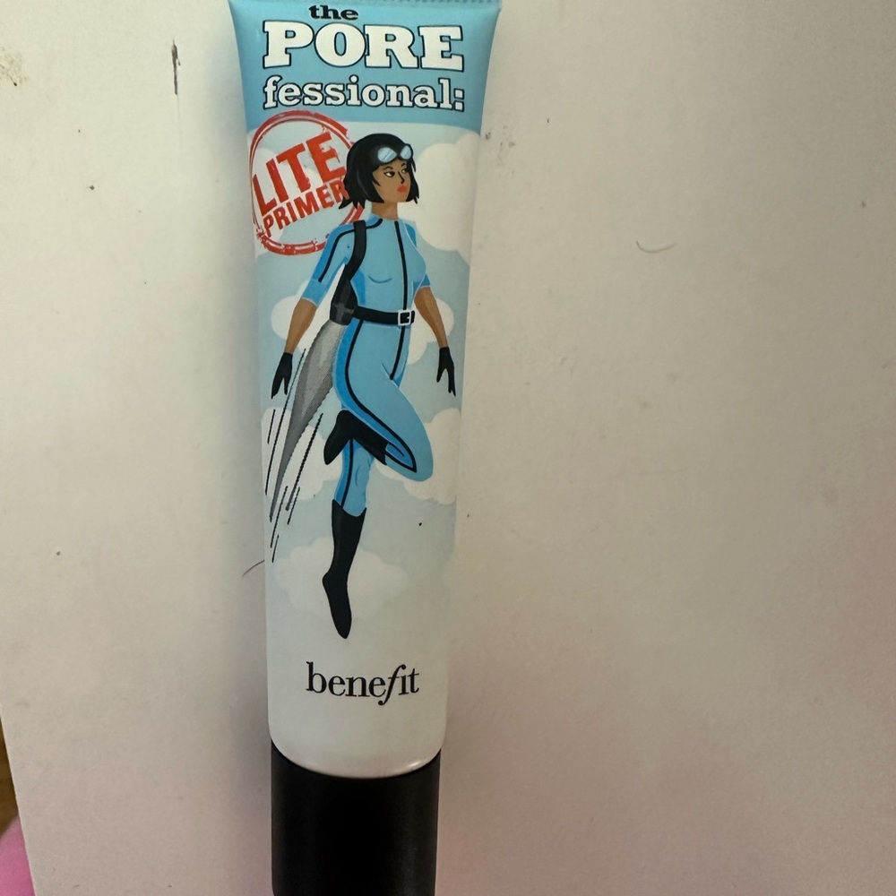 Benefit The POREfessional Lite Primer New without Box